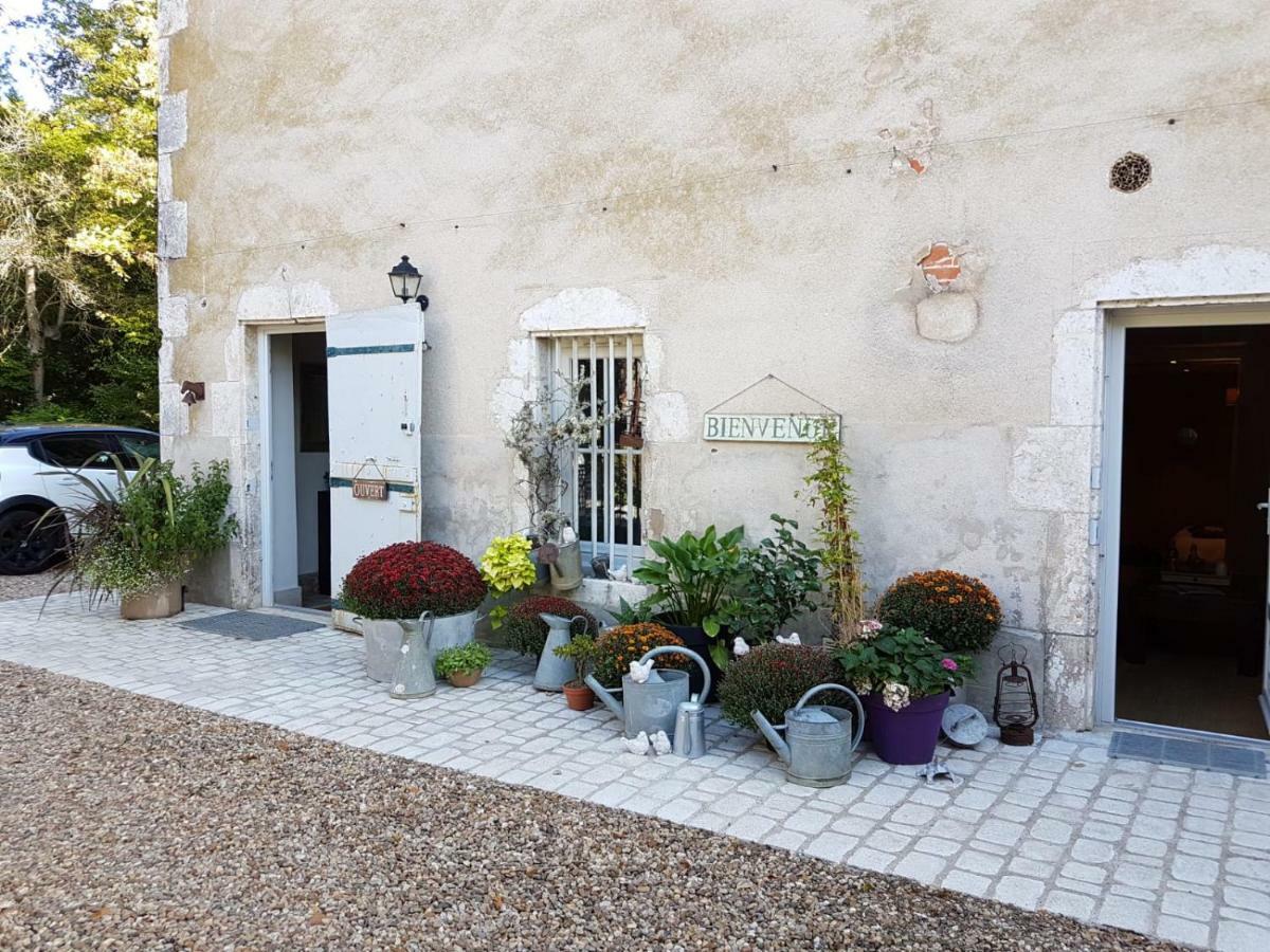 Chambre D'Hotes Les Rives De La Tronne Mer Exterior foto